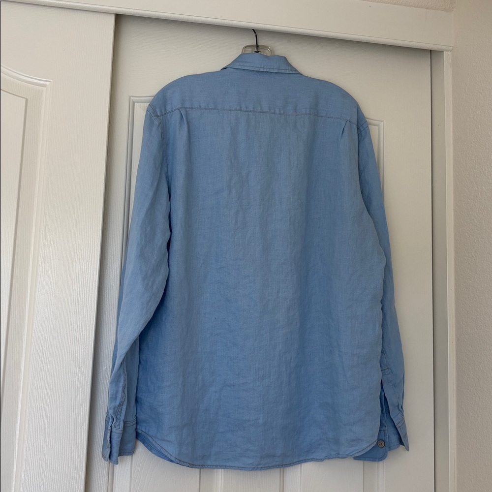Men's GAP Light Blue Denim/Linen Casual Shirt - Picture 6 of 6